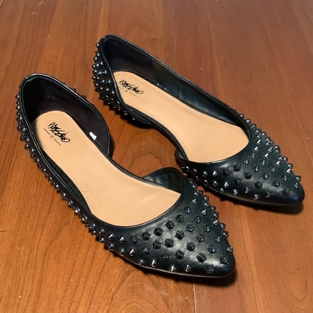 ♠️ Mossimo Black Studded Spiked Flats • Size 9